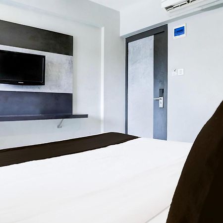 Turambhe Super Townhouse Oak Vashi酒店 外观 照片