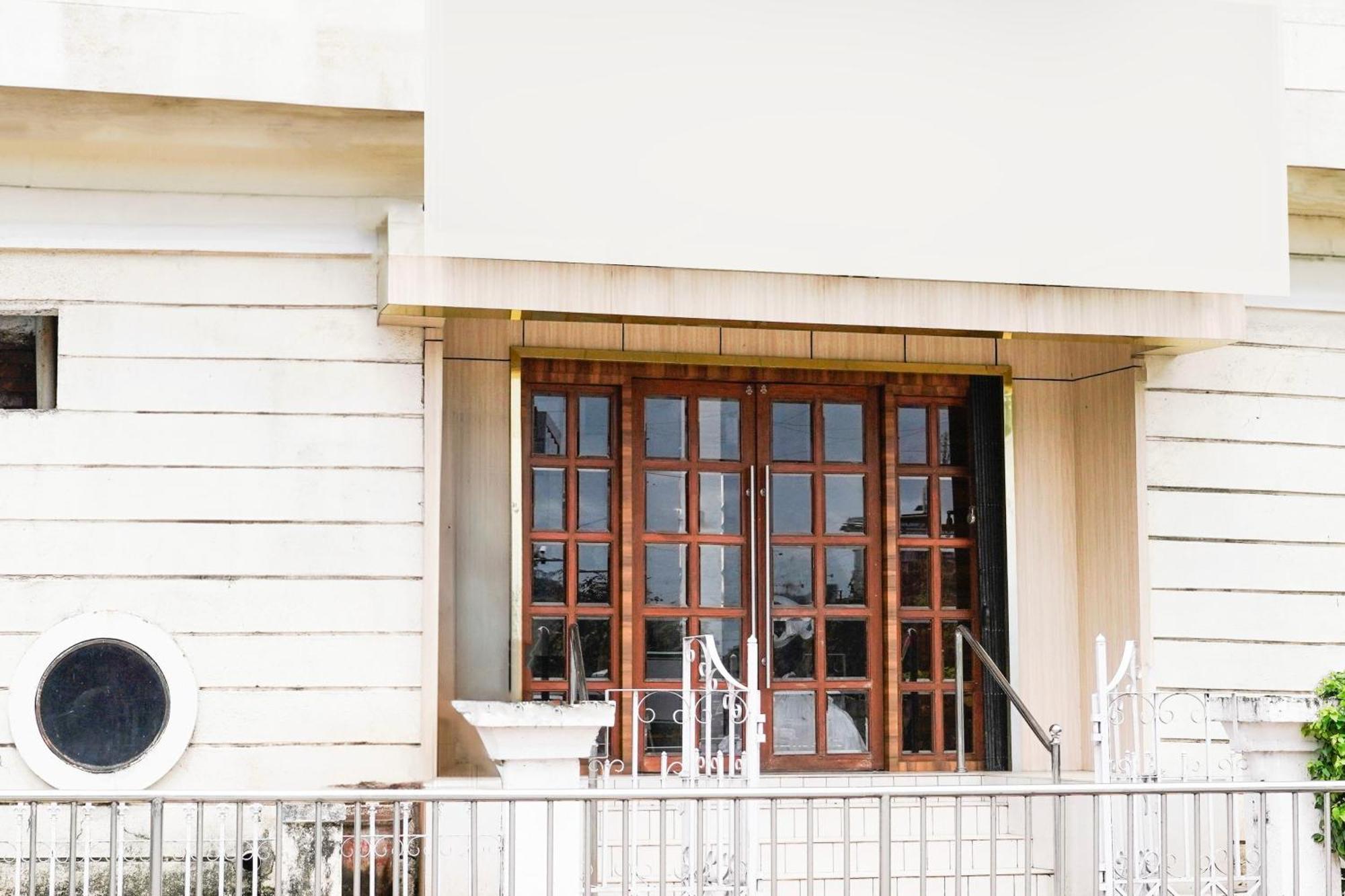 Turambhe Super Townhouse Oak Vashi酒店 外观 照片