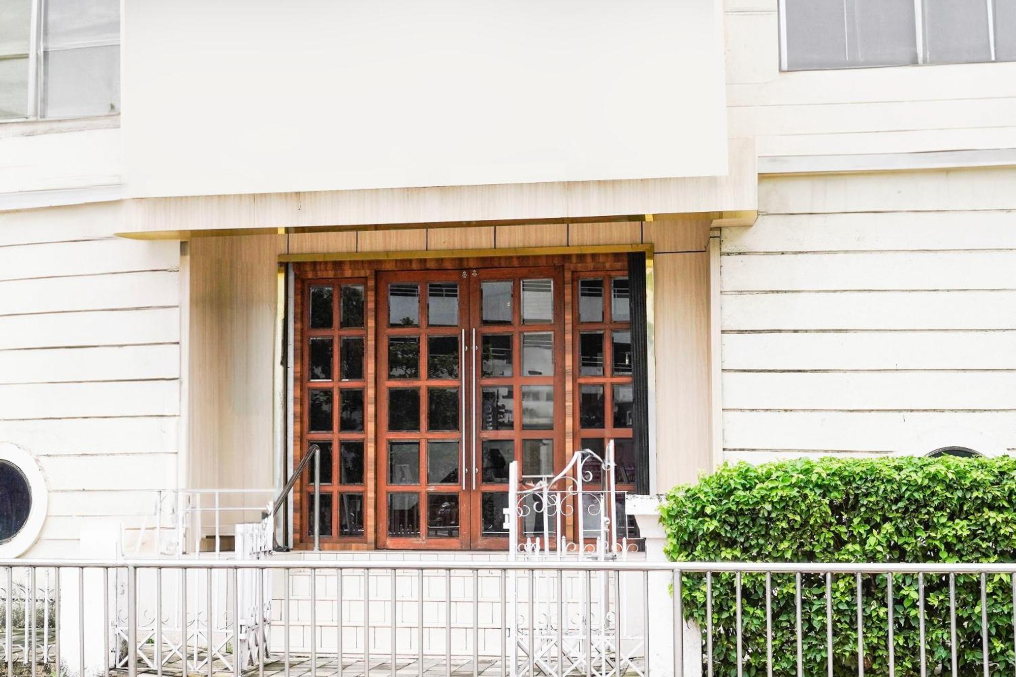Turambhe Super Townhouse Oak Vashi酒店 外观 照片